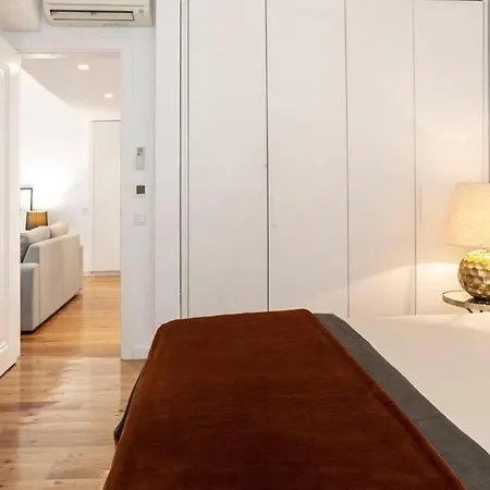 New! Charm That'S Difficult To Resist. W/ Garage. Apartment Lisbon