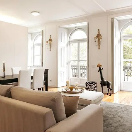 Apartamento New! Charm That'S Difficult To Resist. W/ Garage.